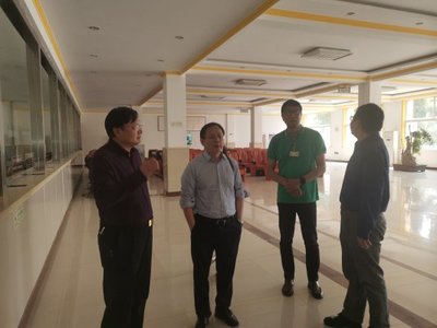 濟南大學(xué)專家組對泰山區(qū)旅游業(yè)發(fā)展進行現(xiàn)場指導(dǎo)